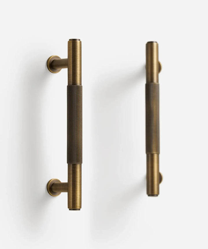 MAGNILA Solid Brass Kitchen, Cabinet, cupboard and wardrobe Handles - Antique Brass