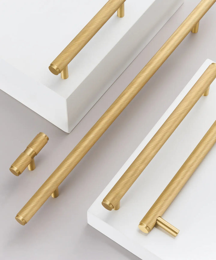 VORTICE Solid-Brass Knurled Kitchen & Cabinet Handle Satin Brass