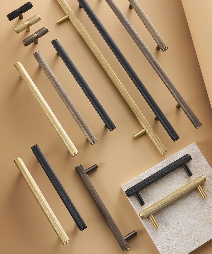 VORTICE Solid-Brass Knurled Kitchen & Cabinet Handle