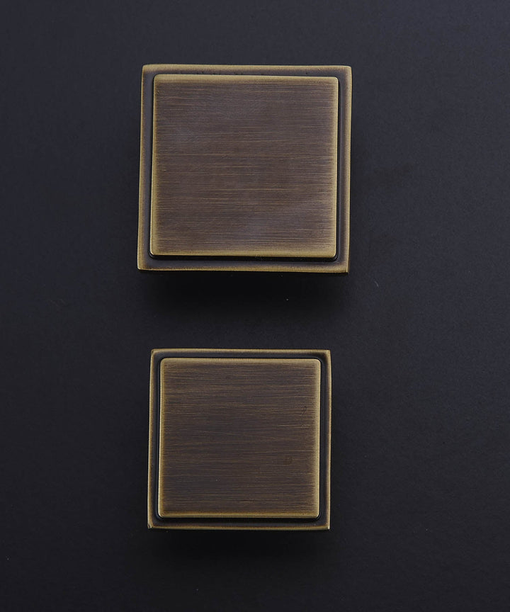 COTTAGE Solid Brass Embossed Square Knob - Luxury Handles