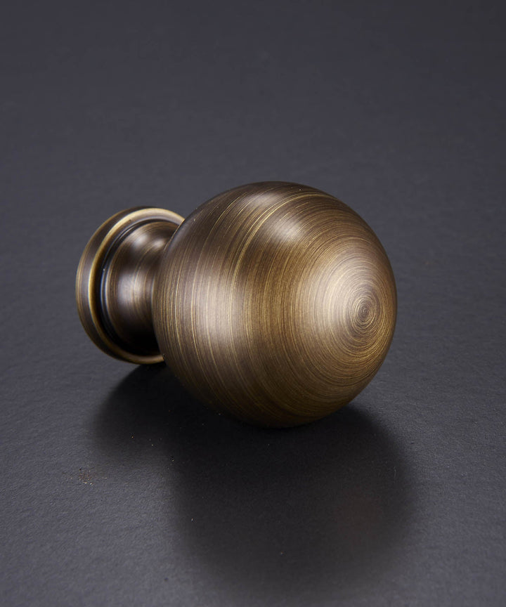 COTTAGE Solid Brass Spherical Knob - Luxury Handles
