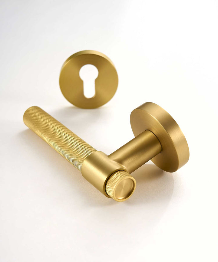 ECHELON Solid Brass Knurled premium Door Lever Handle Set, premium internal door handle set, premium bathroom door handles, privacy door handle - Satin Brass