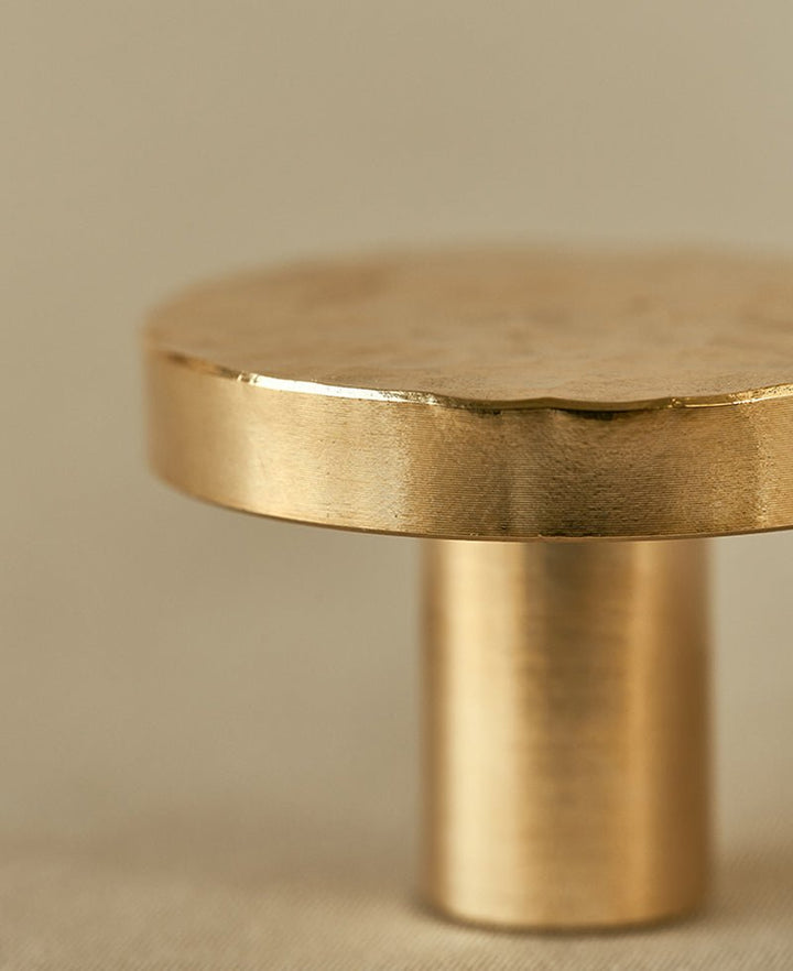 HAAM Solid Brass Hammered Round Kitchen & Cabinet knob - Luxury Handles