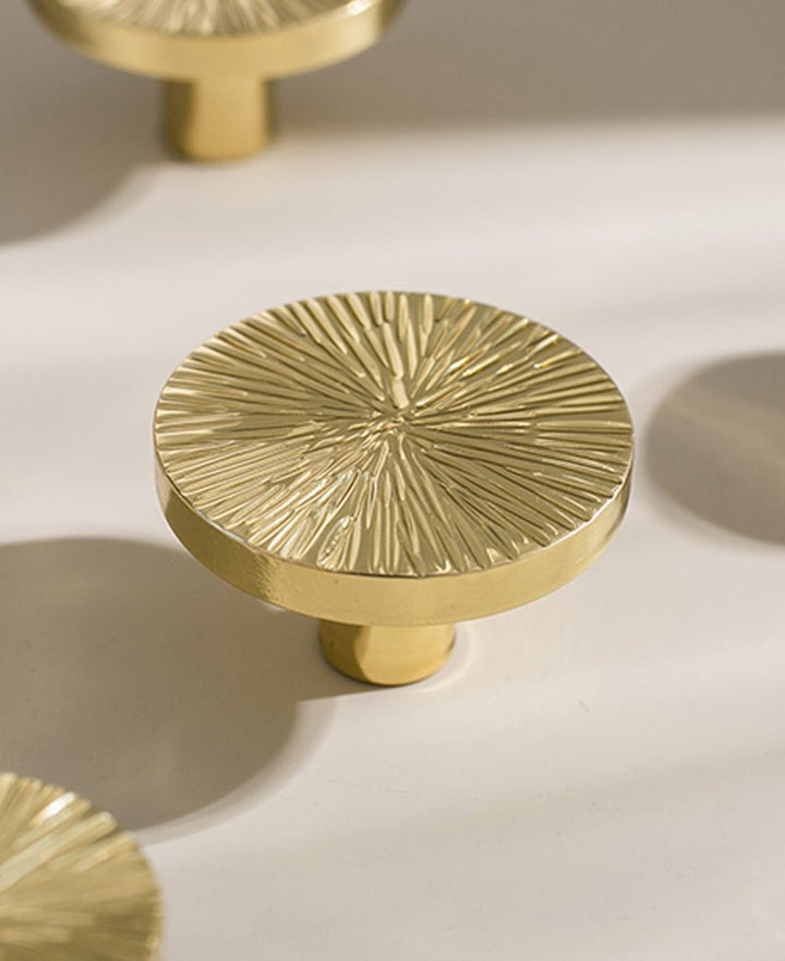 HAAM Solid Brass Strip Hammered Circular Cabinet Knob - Luxury Handles