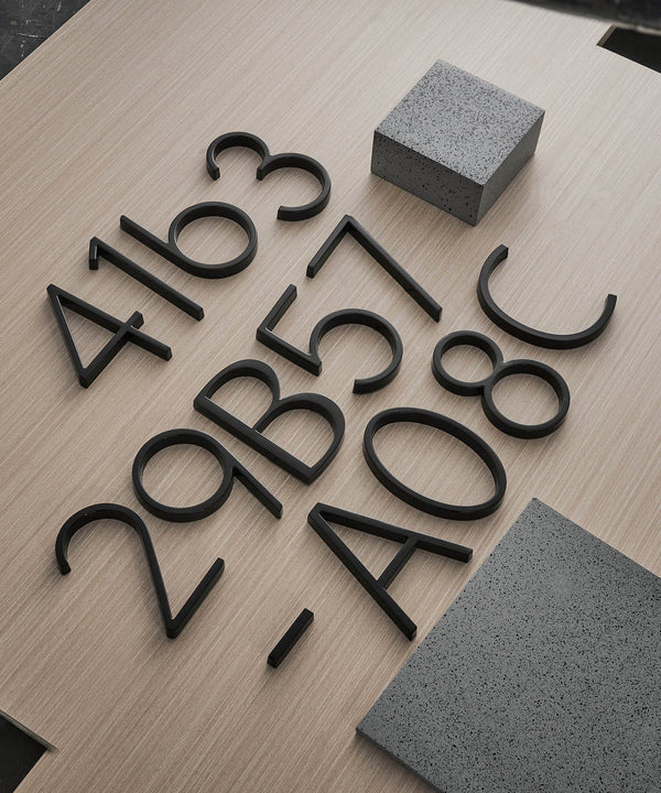 MADELYN Floating Black House Numbers - Luxury Handles