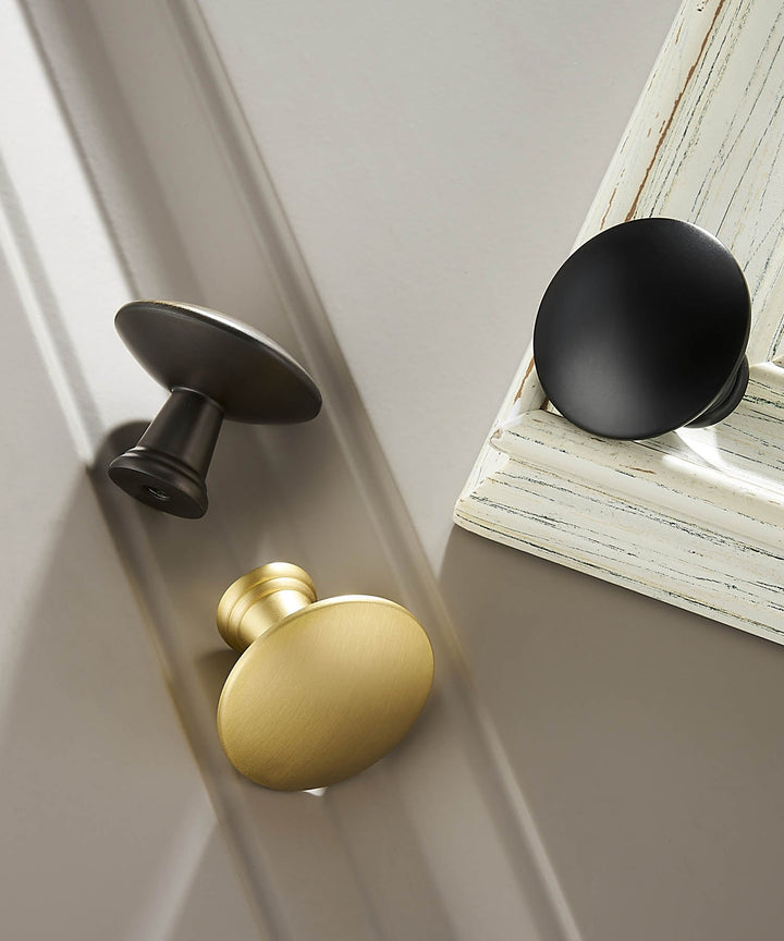 NORDIC Solid Brass Pebble Knob - Luxury Handles
